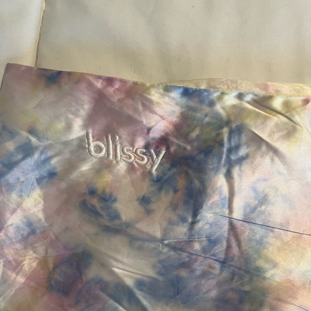 Blissy Tie-Dye Silk Standard Pillowcase
